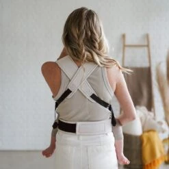 ROOKIE Baby Premium Draagzak- Design Buikdrager - Comfortabel En Ergonomisch - Pasgeboren Babydrager - Peuterdrager - Biologisch Katoen - Super Zacht - Unisex: Voor Mama En Papa (Beige) 14 ROOKIE Baby Premium Draagzak- Design Buikdrager - Comfortabel En Ergonomisch - Pasgeboren Babydrager - Peuterdrager - Biologisch Katoen - Super Zacht - Unisex: Voor Mama En Papa (Beige) -Maxi-Cosi winkel 1198x1200 9