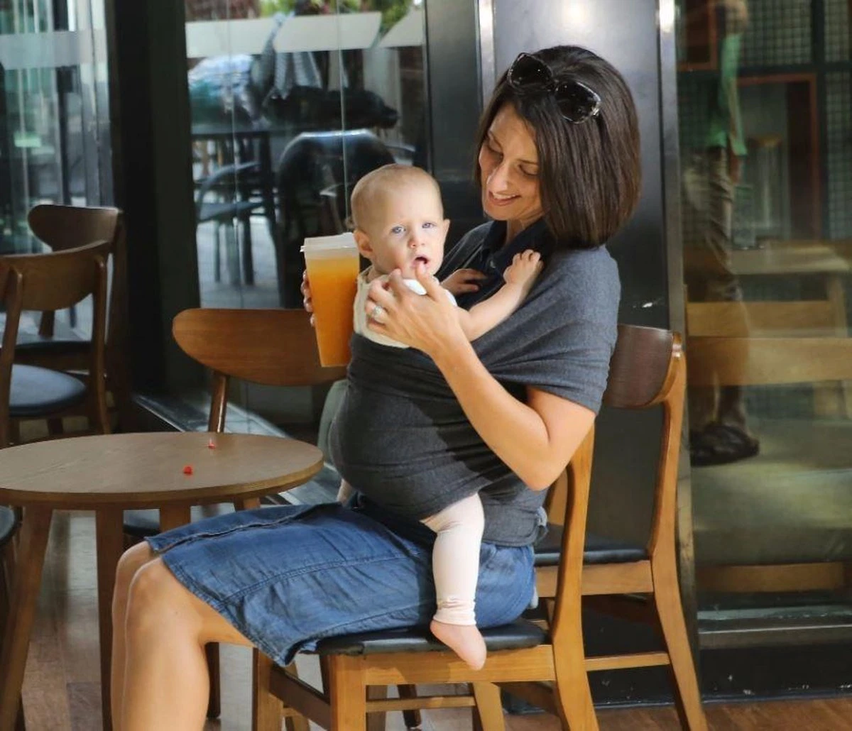 Baby Draagdoek Wrap Sling Comfortabel En Veilig 95% Katoen En 5% Spandex Natuurlijke Verfstof BuitenBaby - Afbeelding 2