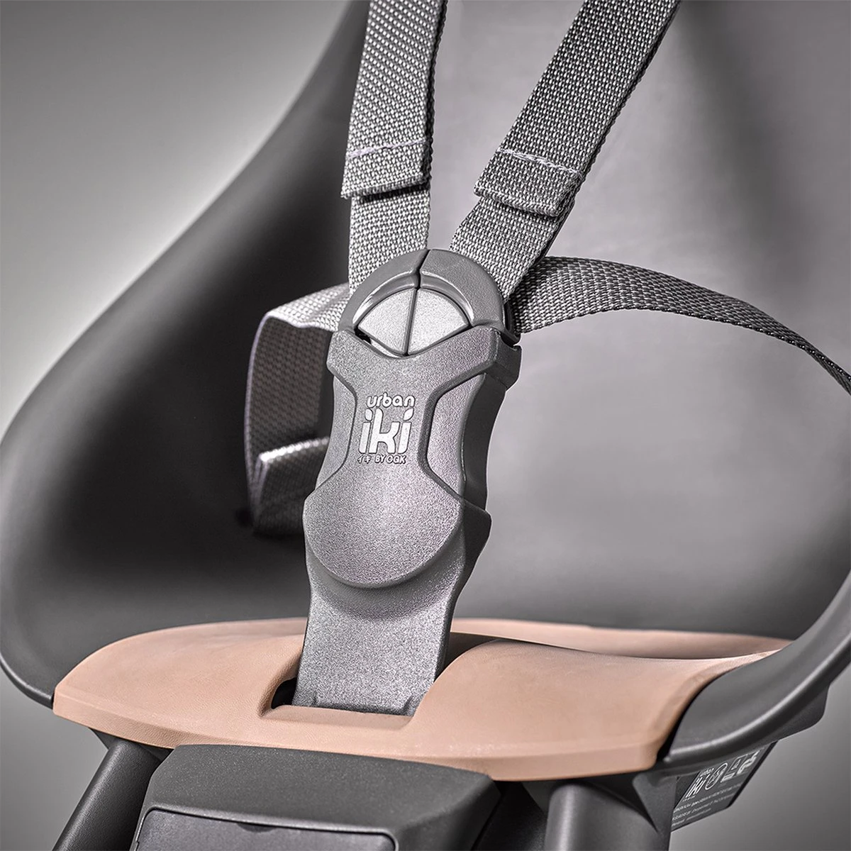 Urban Iki Rear Fietsstoeltje Achter - Bincho Black/Kurumi Brown - Afbeelding 3