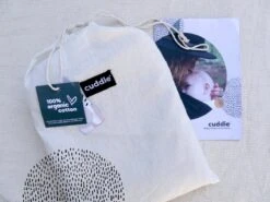 Cuddie Baby Draagdoek - Premium Organic Baby Draagdoek Gemaakt Van Bio Katoen - Newborns Tot 15 Kg - Baby Cadeau - Met Wenskaart - Zwart 28 Cuddie Baby Draagdoek - Premium Organic Baby Draagdoek Gemaakt Van Bio Katoen - Newborns Tot 15 Kg - Baby Cadeau - Met Wenskaart - Zwart -Maxi-Cosi winkel 1200x901 2