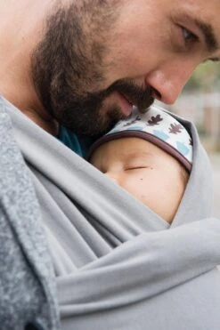 Babylonia - Tricot-Slen Organic - Draagdoek Baby - Silver Blue 25 Babylonia - Tricot-Slen Organic - Draagdoek Baby - Silver Blue -Maxi-Cosi winkel 798x1200 10