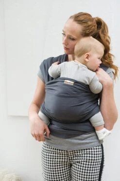 Babylonia - Tricot-Slen Organic - Draagdoek Baby - Silver Blue 24 Babylonia - Tricot-Slen Organic - Draagdoek Baby - Silver Blue -Maxi-Cosi winkel 798x1200 9