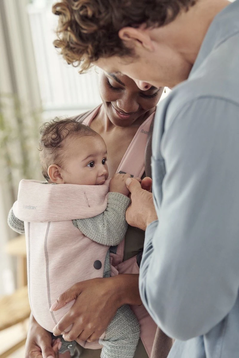 BabyBjörn Draagzak Mini - 3D Jersey - Lichtroze - Afbeelding 12